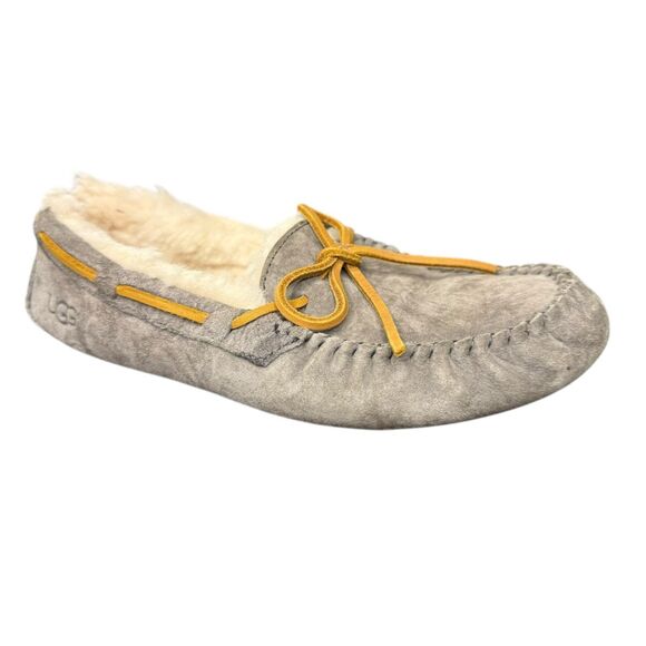 UGG Dakota Women’s 7 Shearling Fur Moccasin Slippers Pewter Suede Fully Lined - Picture 2 of 10